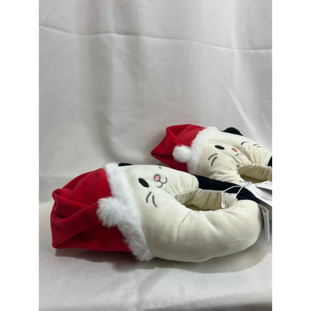 Squishmallows Santa Hat Cat Slippers Kids Size 4/5 Christmas Cam Off-White New